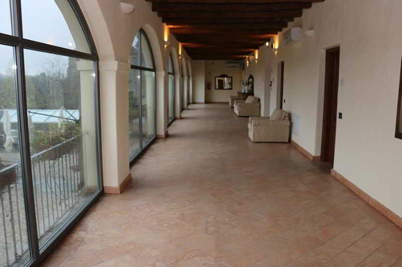 Hotel Cascina Canova Uggiate-Trevano Exterior photo