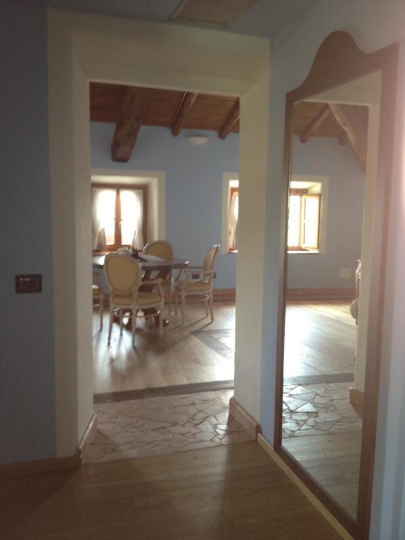 Hotel Cascina Canova Uggiate-Trevano Room photo