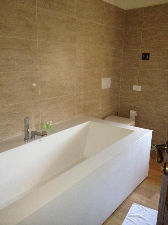 Hotel Cascina Canova Uggiate-Trevano Room photo