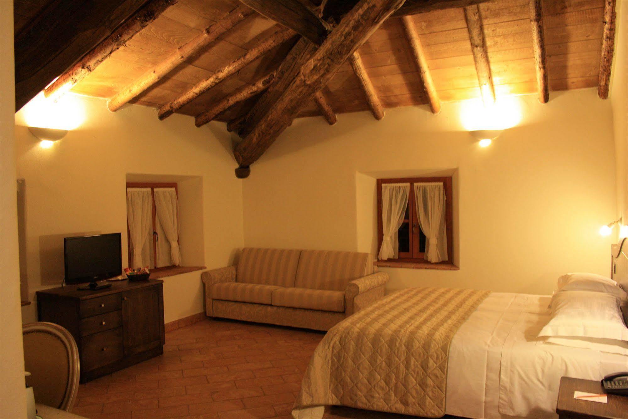 Hotel Cascina Canova Uggiate-Trevano Exterior photo