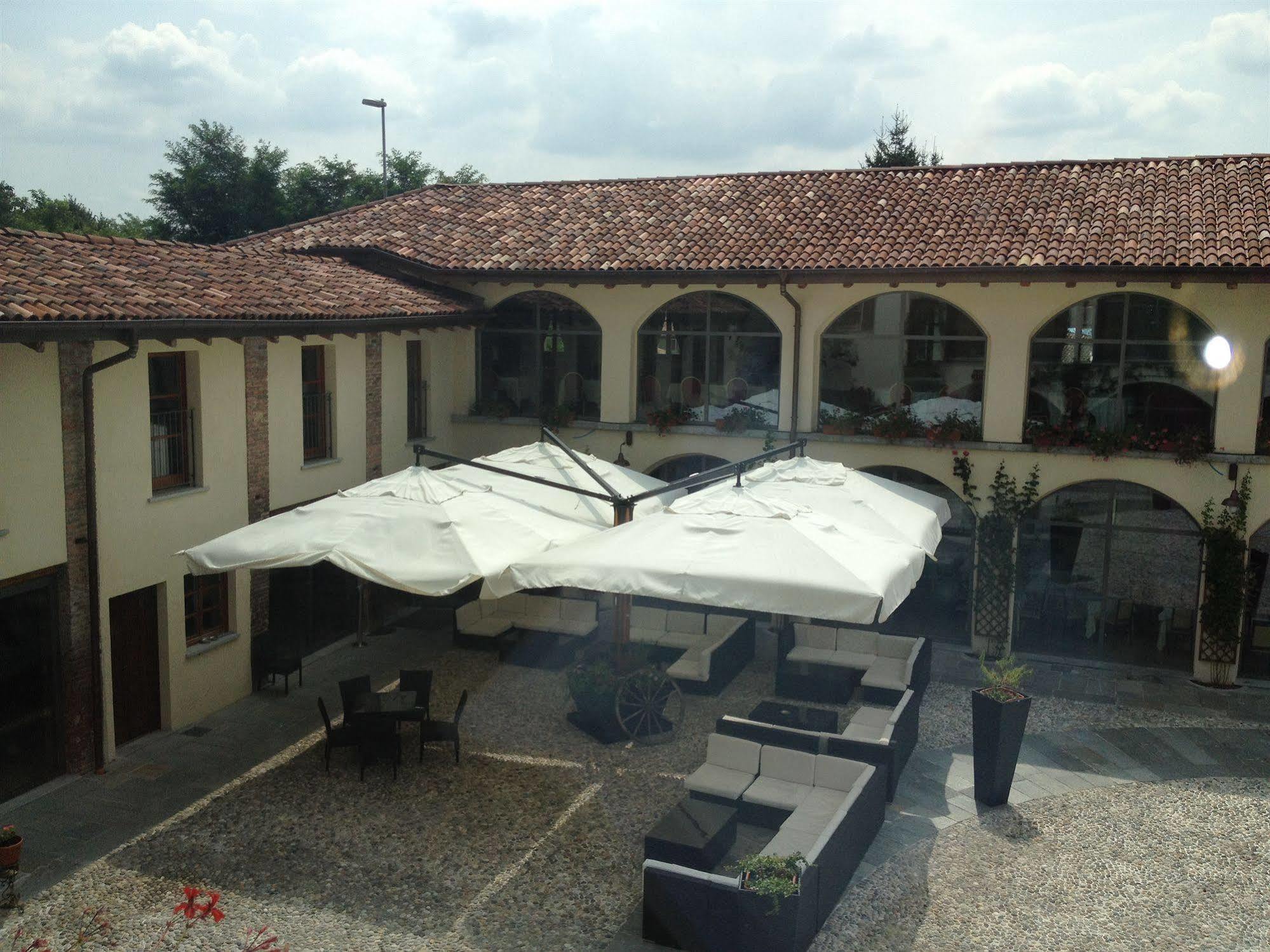 Hotel Cascina Canova Uggiate-Trevano Exterior photo